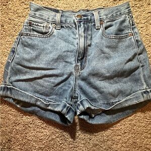 ⚡️American Eagle denim shorts, US size 0. ⚡️